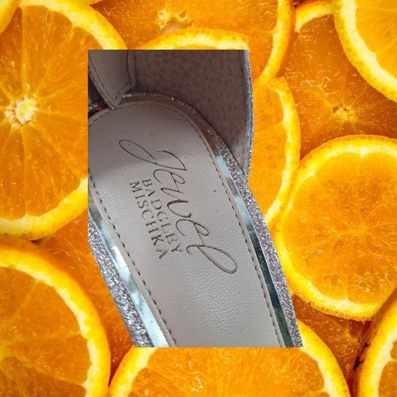 Jewel Badgley Mischka Zip Back High Heels Size 6 - Picture 3 of 7